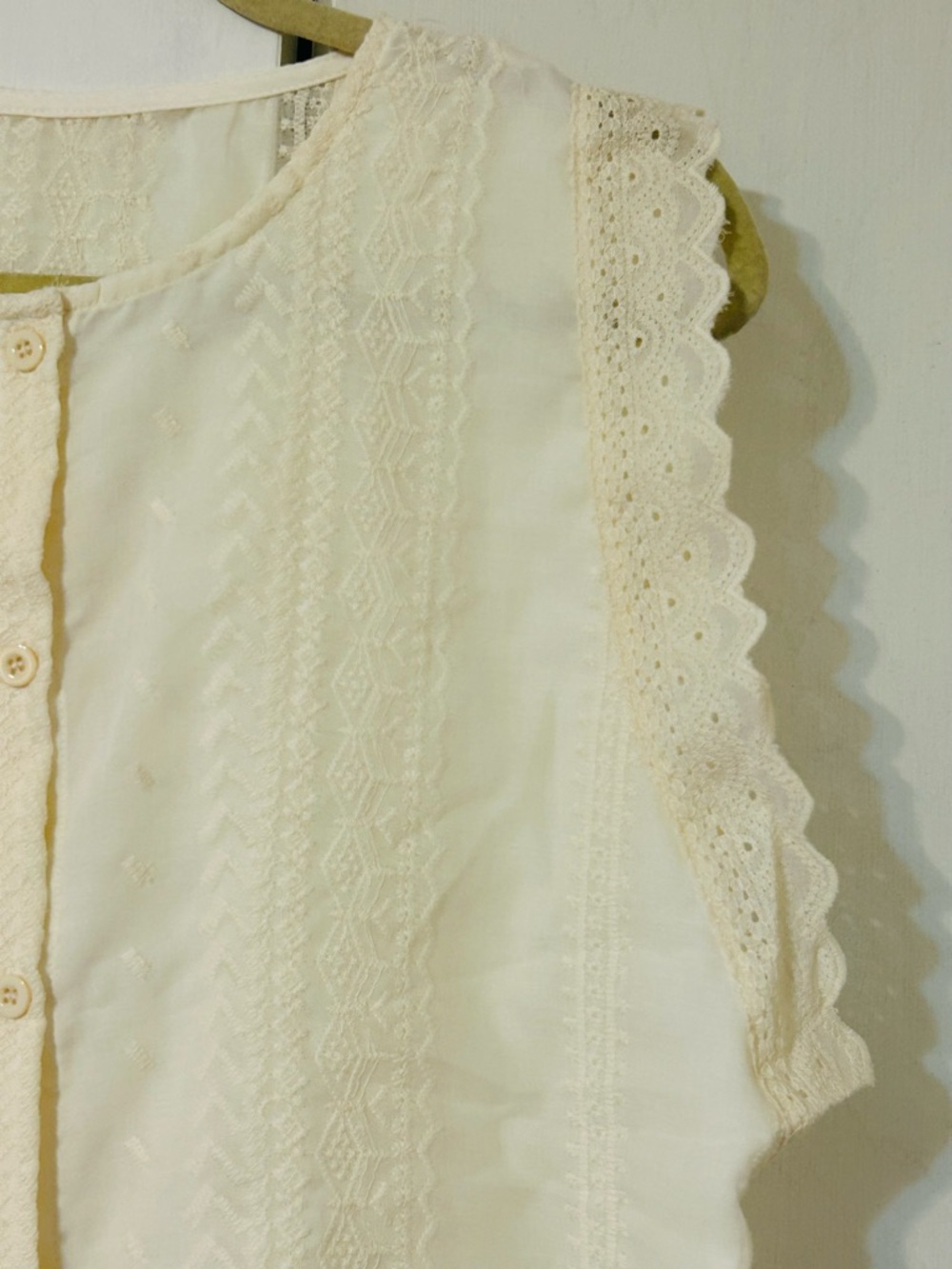SHEIN Cream Lace-Trim Button Front Blouse - Picture 2 of 6